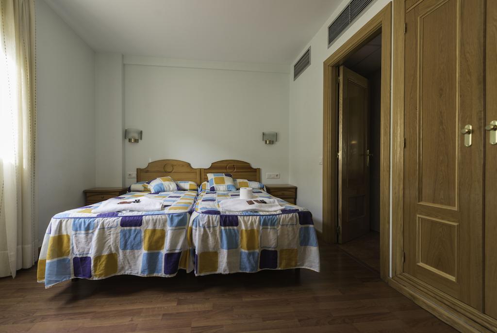 Hostal Restaurante La Pineda El Barco de Ávila Pokój zdjęcie